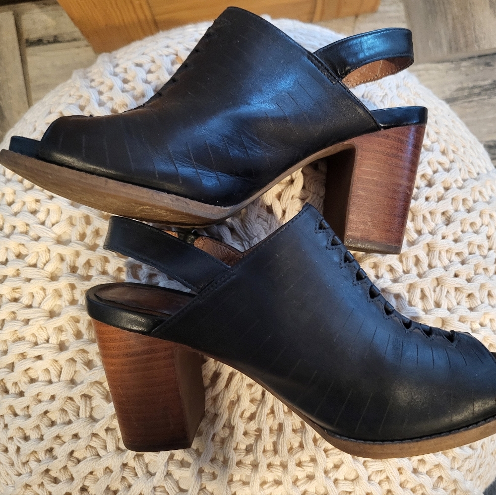 Clarks Briatta Key slingback block heels - Picture 3 of 9